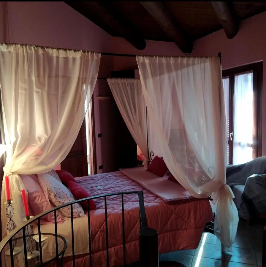 蒙福特达尔巴 Cascina Roella旅馆 外观 照片