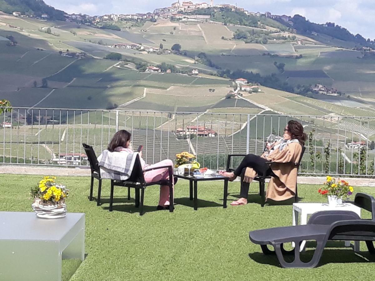 蒙福特达尔巴 Cascina Roella旅馆 外观 照片