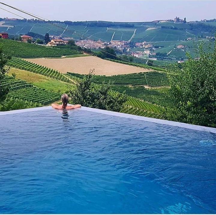 蒙福特达尔巴 Cascina Roella旅馆 外观 照片
